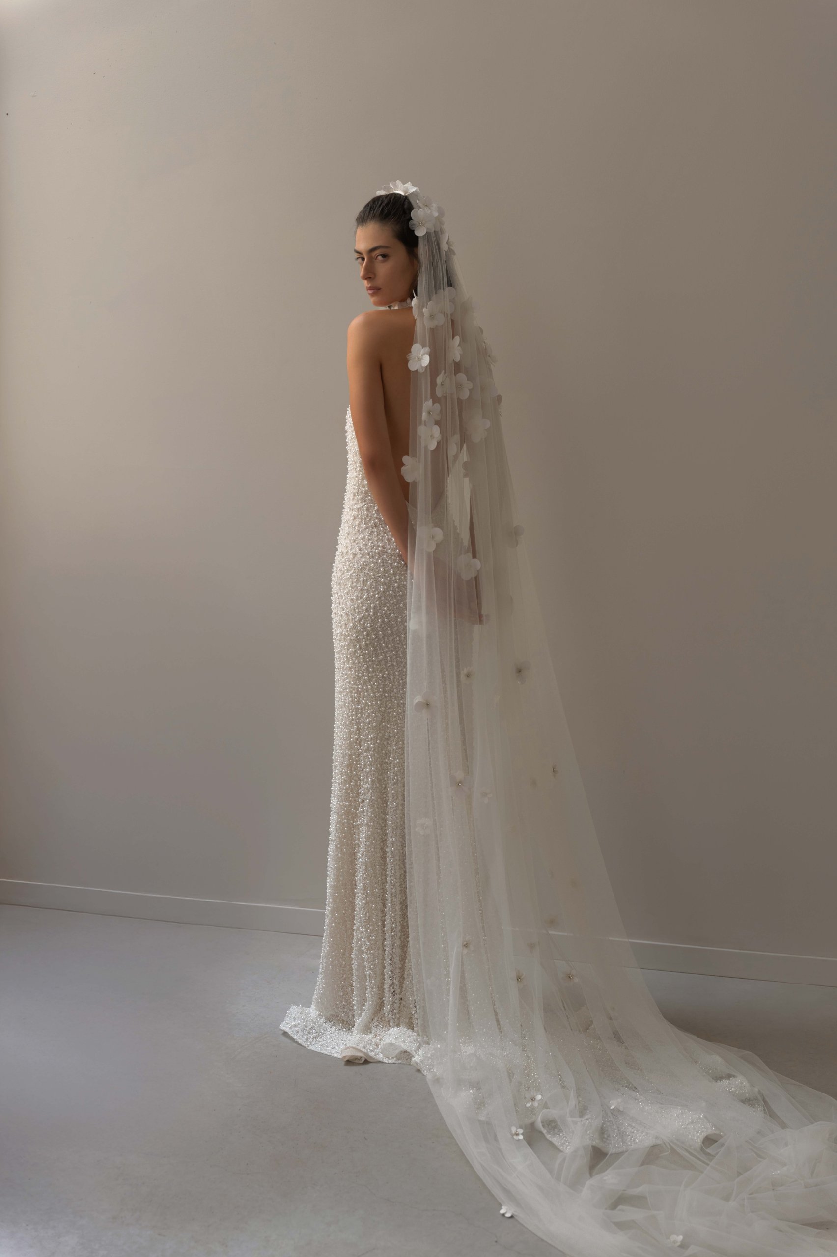 Daisey veil 1